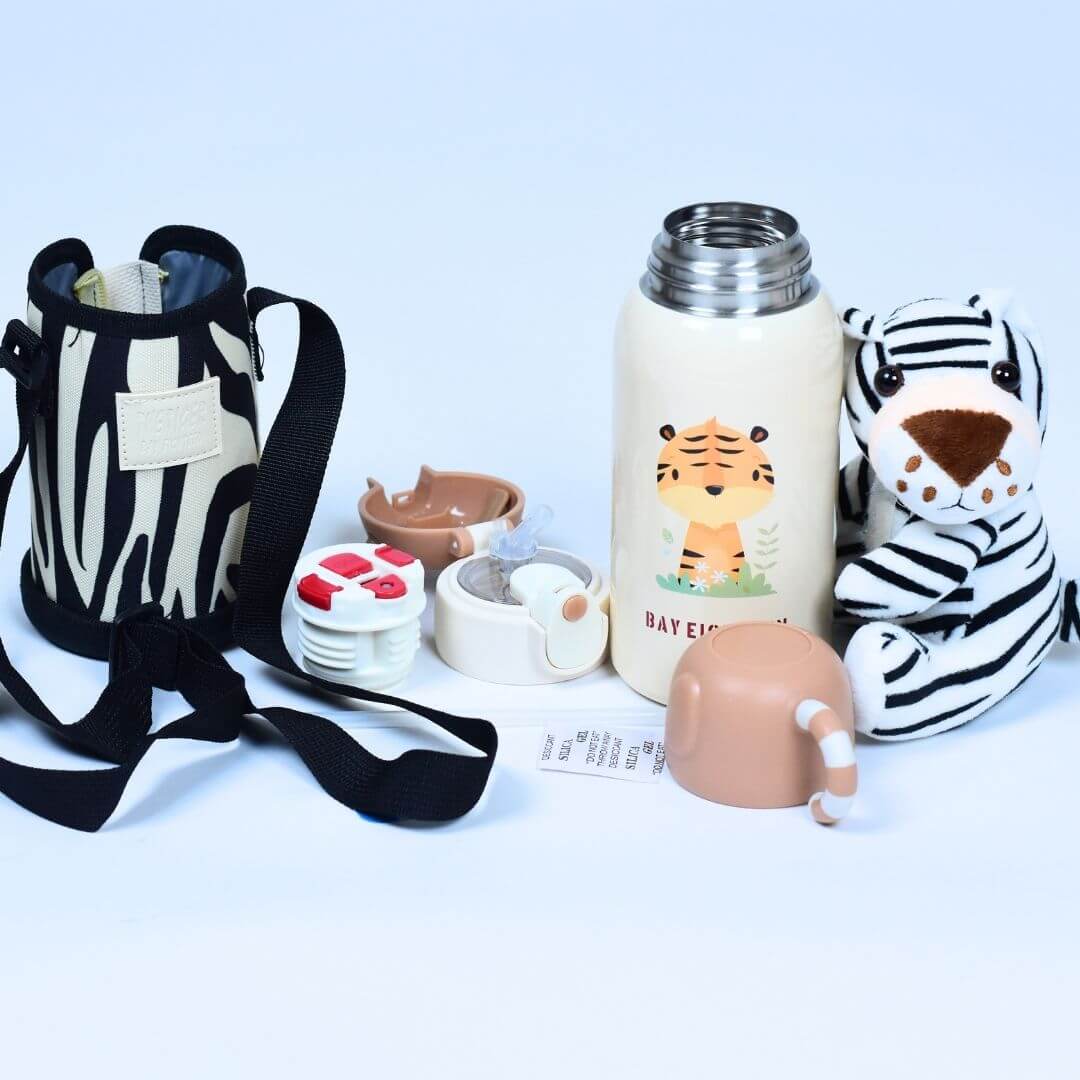 530ml Water Bottle with Stuffed Tiger | Stay Hydrated and Show Your Love of Tigers