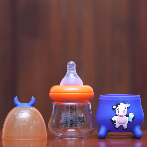 Glass Baby Bottle with Cow Design, 120ml, Anti-Colic, BPA Free, 0+ Months, Pakistan