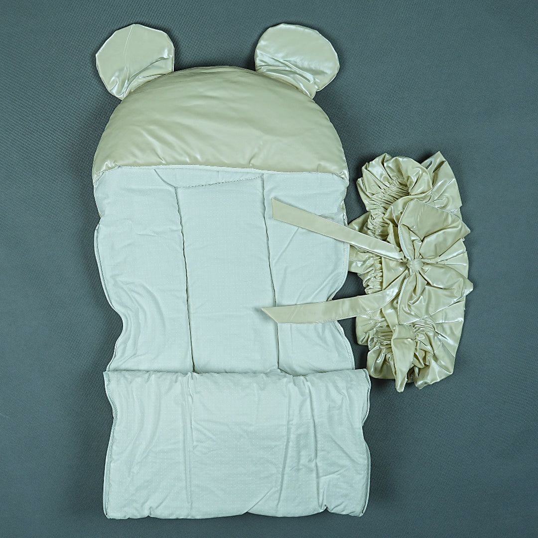 Soft and Cozy Baby Swaddle - Perfect for Sleep