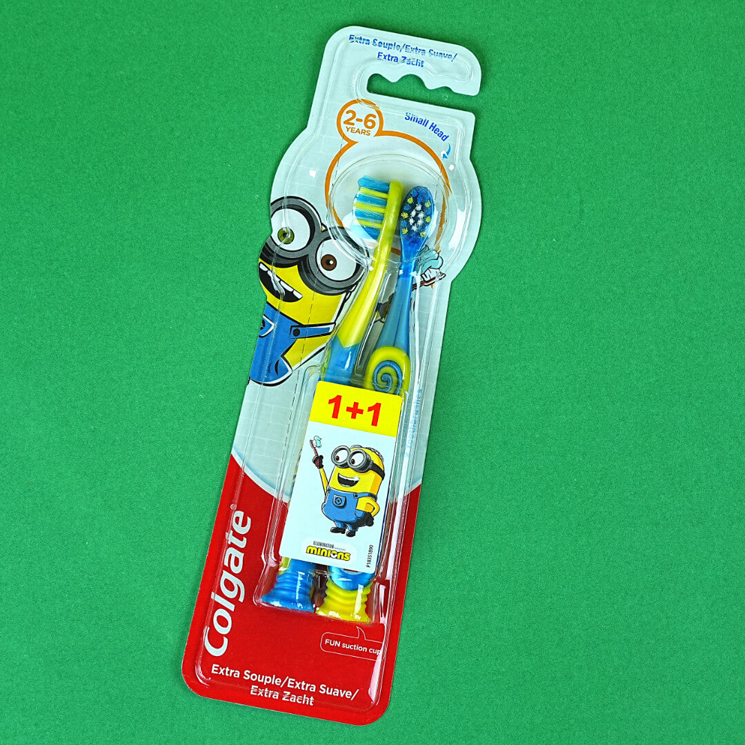 Colgate Minions Kids Toothbrush Set (2-Pack) | Extra Soft Bristles | 2-6 Years | Fun Suction Cups