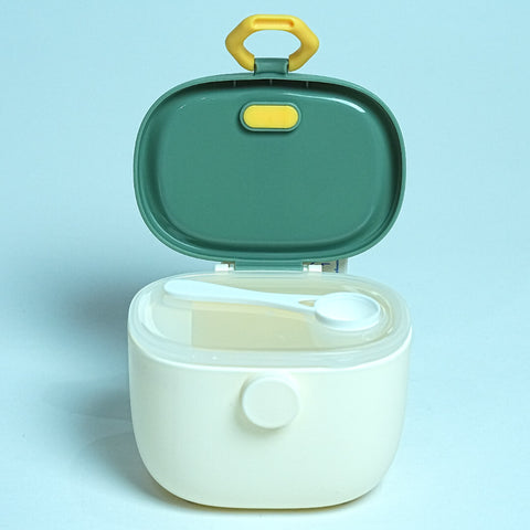 Portable Baby Formula Dispenser with Built-in Scoop | BPA Free | Leakproof